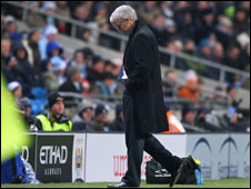 Man City Boss Sacked 曼城隊教練被炒魷魚