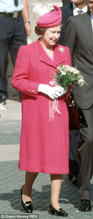 英女王情有獨鐘 鞋款50年不變（組圖）