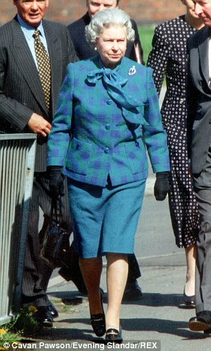 英女王情有獨鐘 鞋款50年不變（組圖）