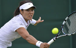 Lightning Li thunders into quarterfinals
