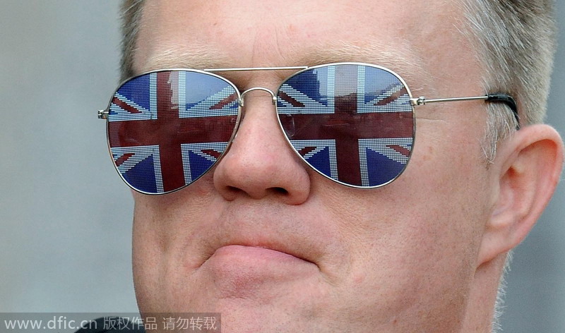 Fashion sparkles ahead of Scotland referendum
